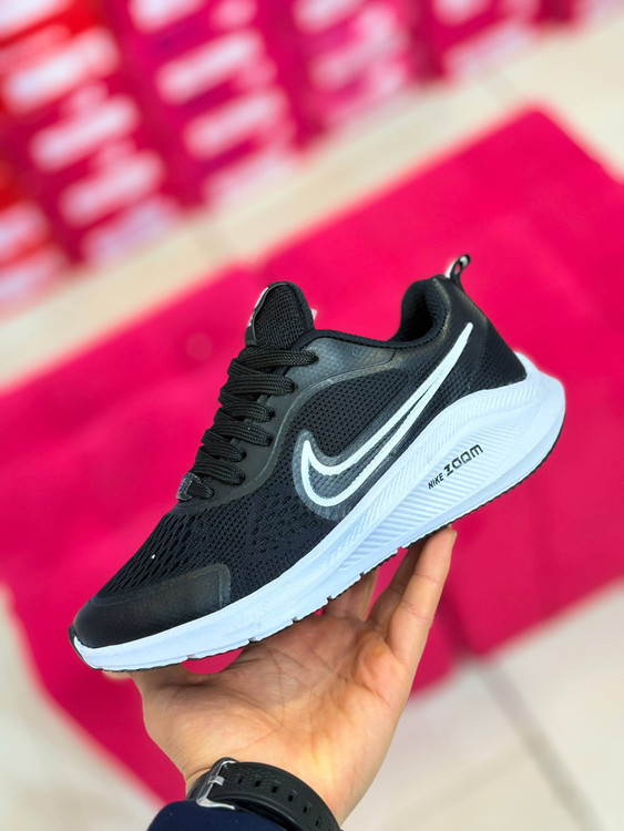 کتونی ورزشی نایک زوم سبک و راحت